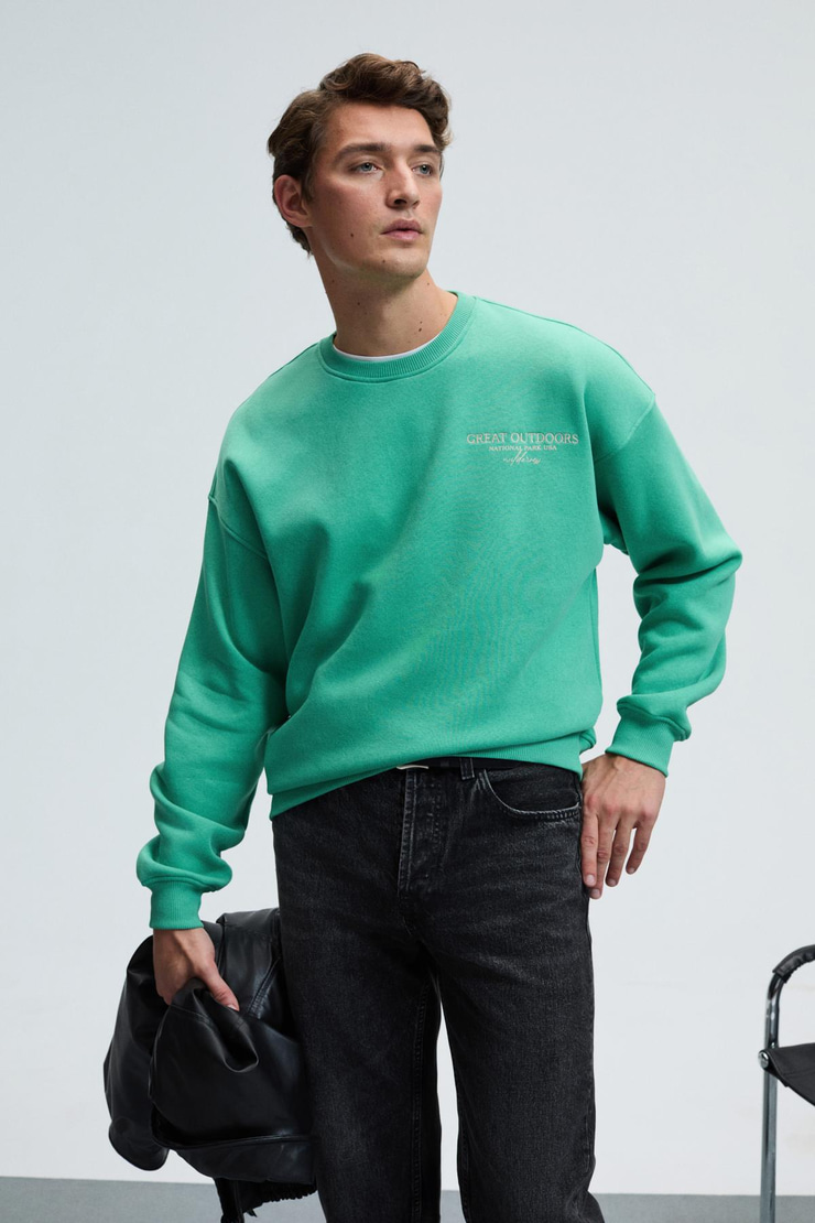 PERCY Erkek Yuvarlak Yaka Göğsü Nakışlı Sırtı Baskılı Oversize Yeşil Sweatshirt