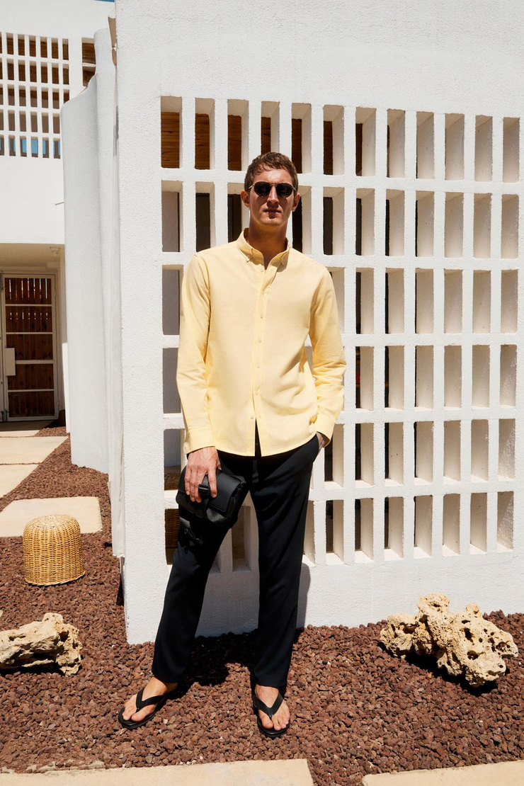 PERTTU Erkek %100 Pamuk Slim Fit Dar Kesim Düğmeli Yaka Keten Görünümlü Flamlı Sarı Gömlek