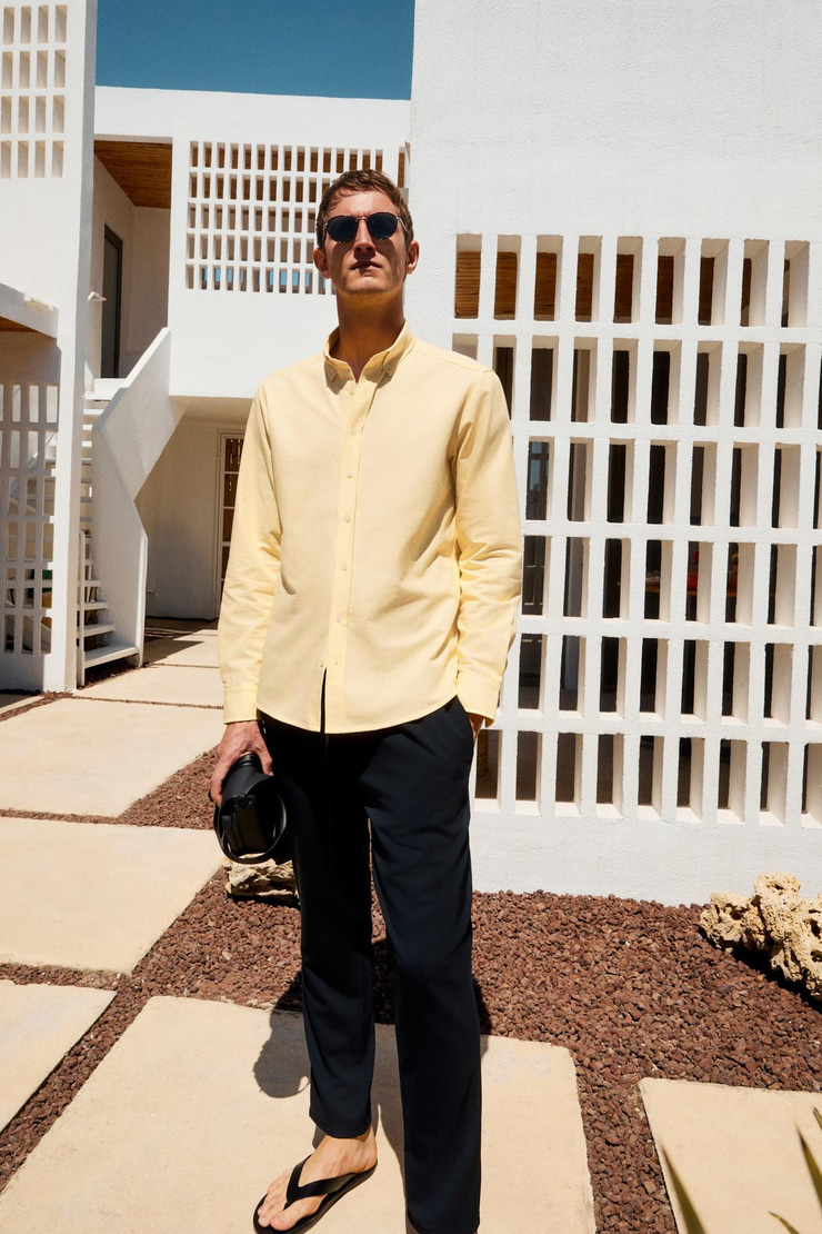 PERTTU Erkek %100 Pamuk Slim Fit Dar Kesim Düğmeli Yaka Keten Görünümlü Flamlı Sarı Gömlek