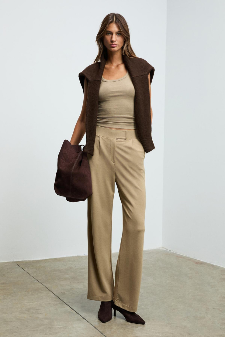 PHALIERA Kadın Esnek Kumaşlı Rahat Kalıp Cırt Kapamalı Bej Pantolon