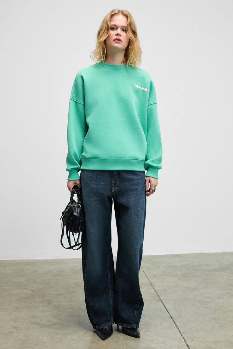 PRIENCE Kadın Yumuşak Kumaşlı Baskılı Ve Havlu Patchlı Yuvarlak Yaka Yeşil Sweatshirt