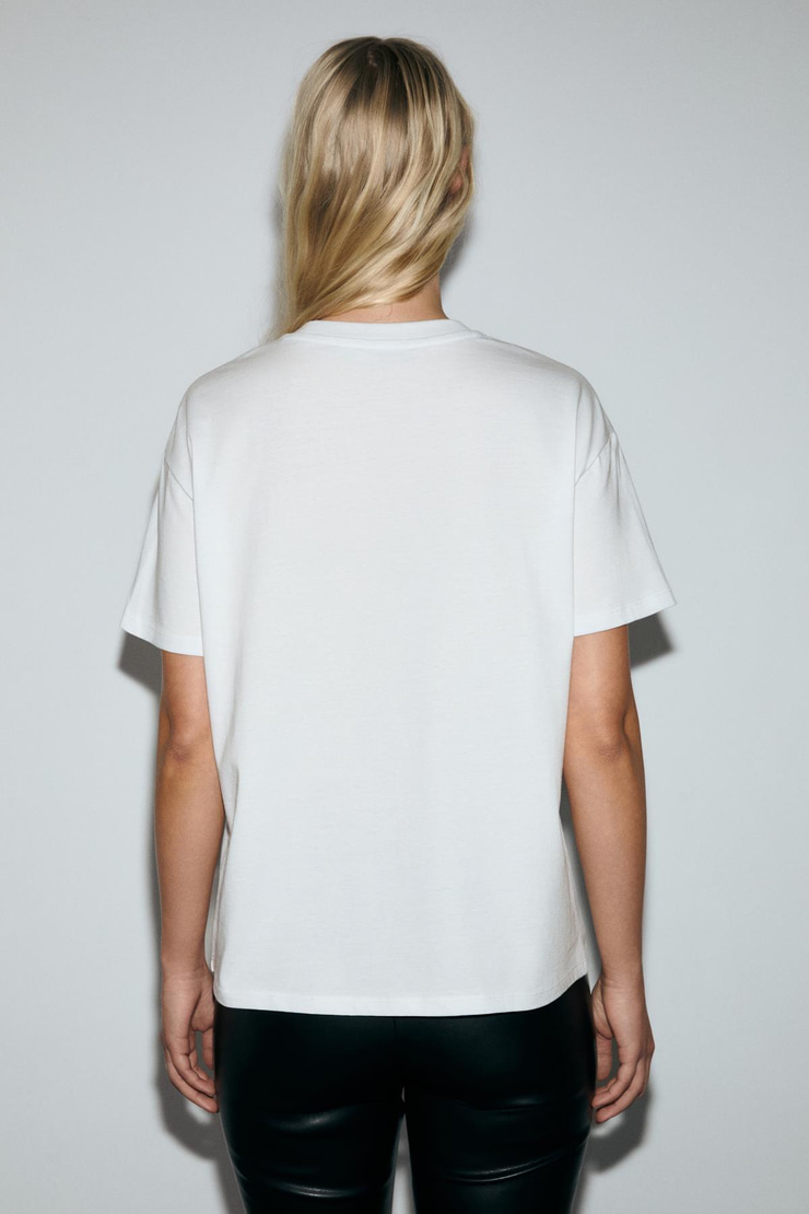 SALENNA Kadın Yumuşak Kumaşlı Baskı Detaylı Regular Fit Beyaz T-Shirt