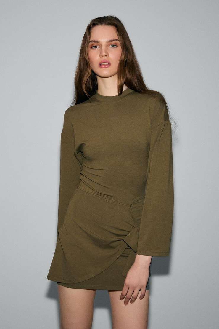 SEVLEY Kadın Yumuşak Ve Esnek Kumaşlı Yuvarlak Yakalı Bağlama Detaylı Mini Haki Elbise