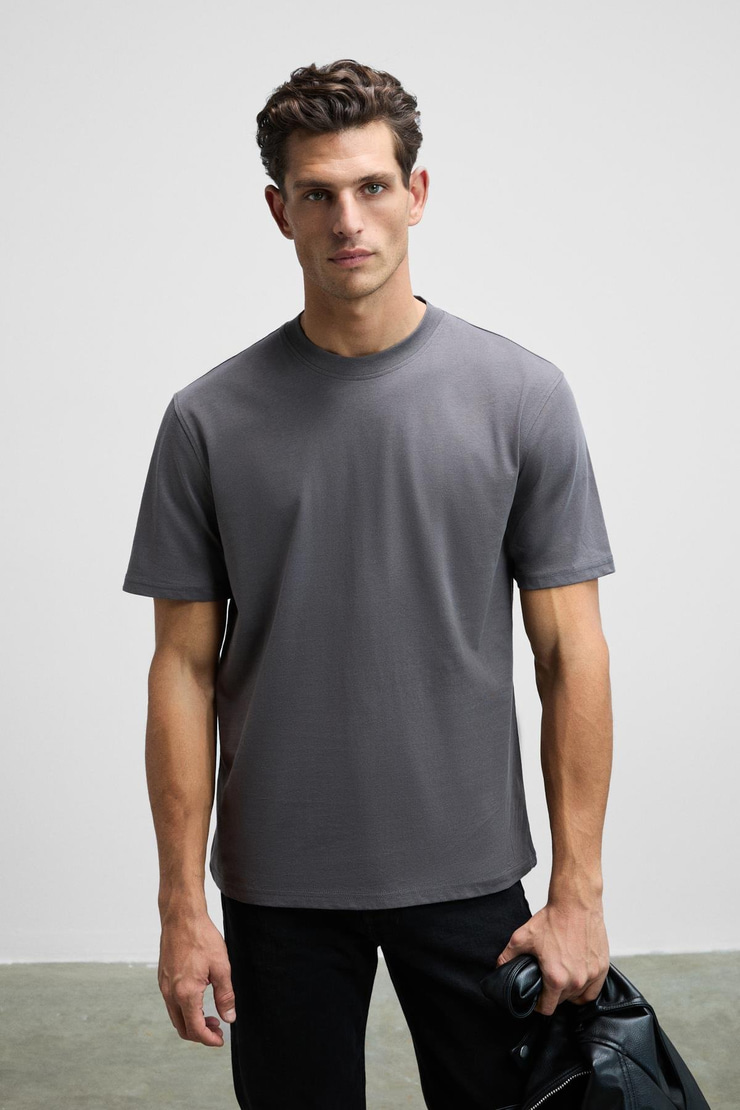 Solo Erkek %100 Organik Pamuklu Kalın Dokulu Comfort Fit Bisiklet Yakalı Antrasit T-Shirt