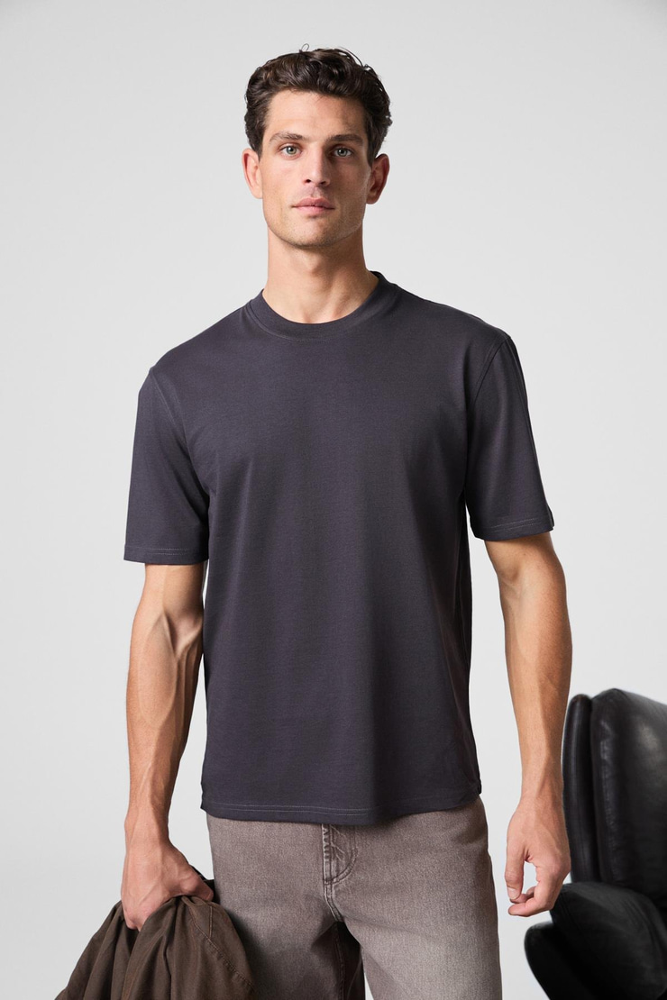 Solo Erkek %100 Organik Pamuklu Kalın Dokulu Comfort Fit Bisiklet Yakalı Füme T-Shirt