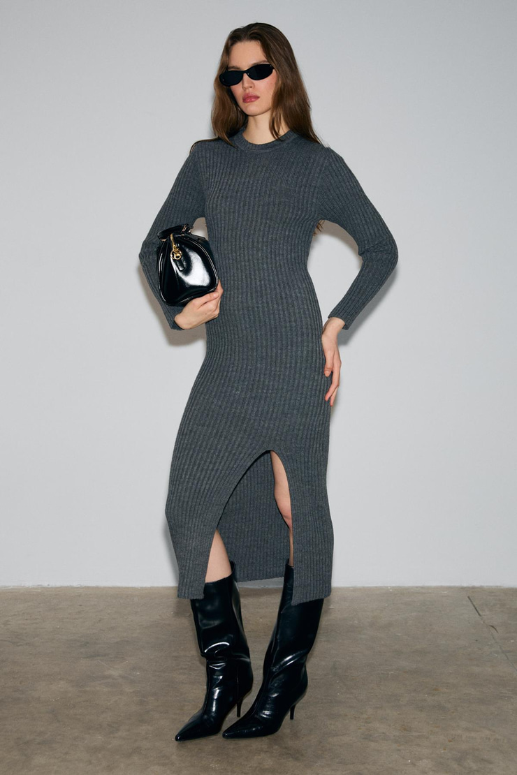 SOREYA Kadın Yuvarlak Yaka Çizgi Desenli Yırtmaçlı Slim Fit Triko Antrasit Elbise