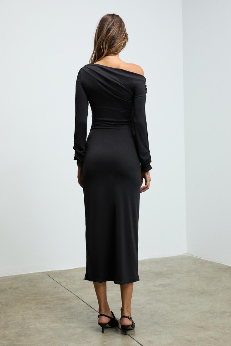 SULTROY Kadın Asimetrik Yakalı Büzgü Detaylı Uzun Kollu Siyah Elbise