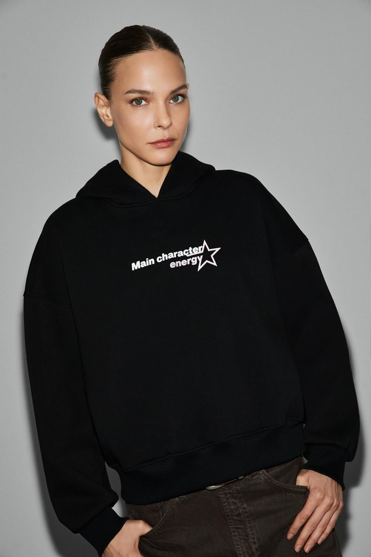 TERALY Kadın Organik Pamuklu Polarlı Kumaşlı Baskı Detaylı Siyah Sweatshirt