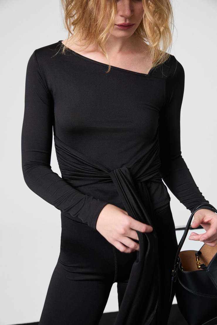 THORN Kadın Asimetrik Yaka Önü Kuşaklı Fonksiyonel Bağlama Uzun Kollu Esnek Kumaşlı Siyah Bluz