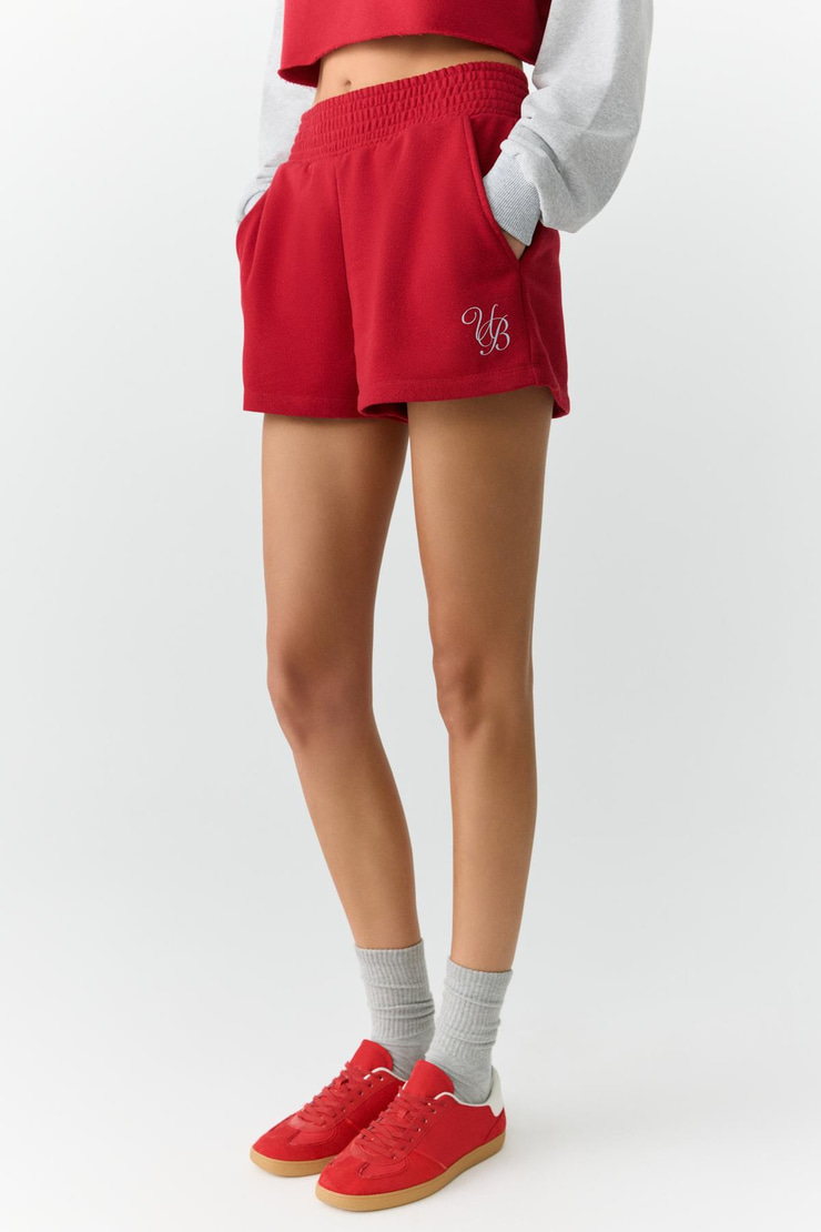 VANLOO  Kadın Beli Lastikli Cepli Parça Baskı Relaxed Kırmızı Şort