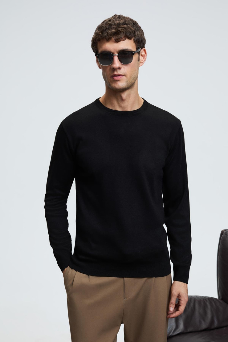 VAREX Erkek Yuvarlak Yaka Basic Slim Fit Triko Siyah Kazak