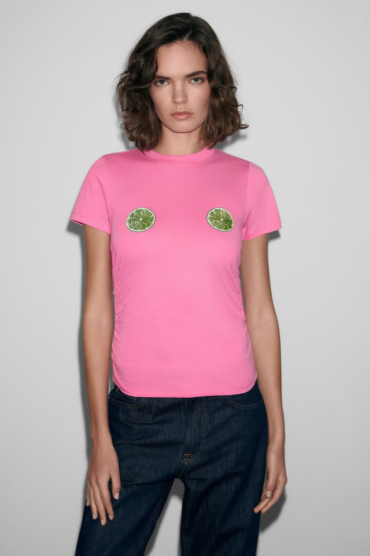 VUNIKA Kadın Yumuşak Kumaşlı Baskı Detaylı Slim Fit Pembe T-Shirt