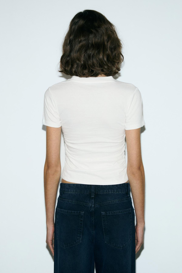 VUNIKA Kadın Yumuşak Kumaşlı Baskı Detaylı Slim Fit Beyaz T-Shirt