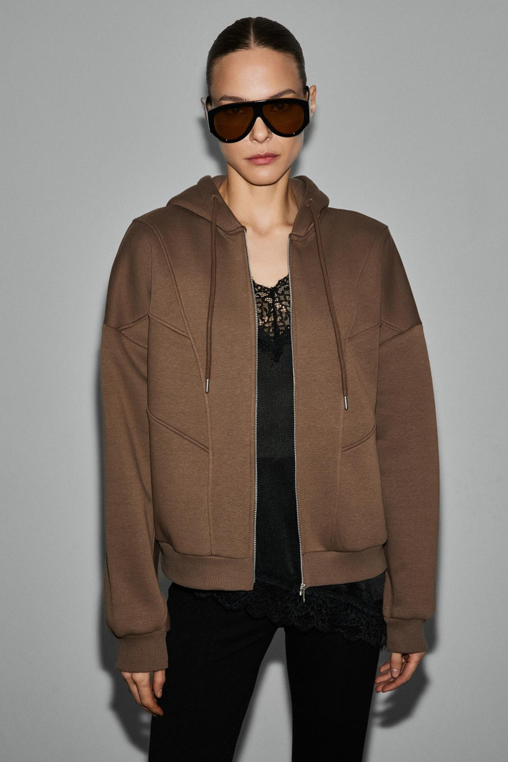 VYSELLE Kadın Önü Kesikli Metal Fermuarlı Kapüşonlu Etiket Detaylı Oversize Acı Kahve Sweatshirt