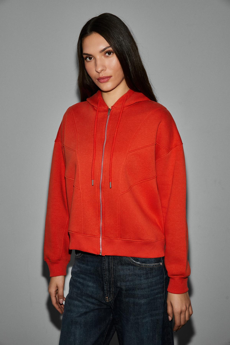 VYSELLE Kadın Önü Kesikli Metal Fermuarlı Kapüşonlu Etiket Detaylı Oversize Kırmızı Sweatshirt