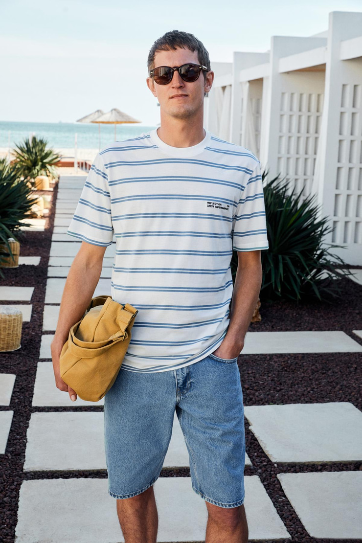 WOODY Erkek %100 Pamuk Nakış Detaylı Bisiklet Yaka Çizgili Regular Fit Beyaz-Mavi Çizgili T-Shirt