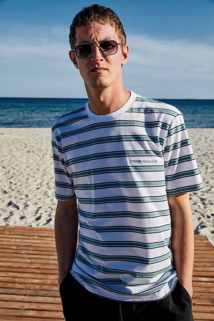 WOODY Erkek %100 Pamuk Nakış Detaylı Bisiklet Yaka Çizgili Regular Fit Beyaz-Yeşil Çizgili T-Shirt