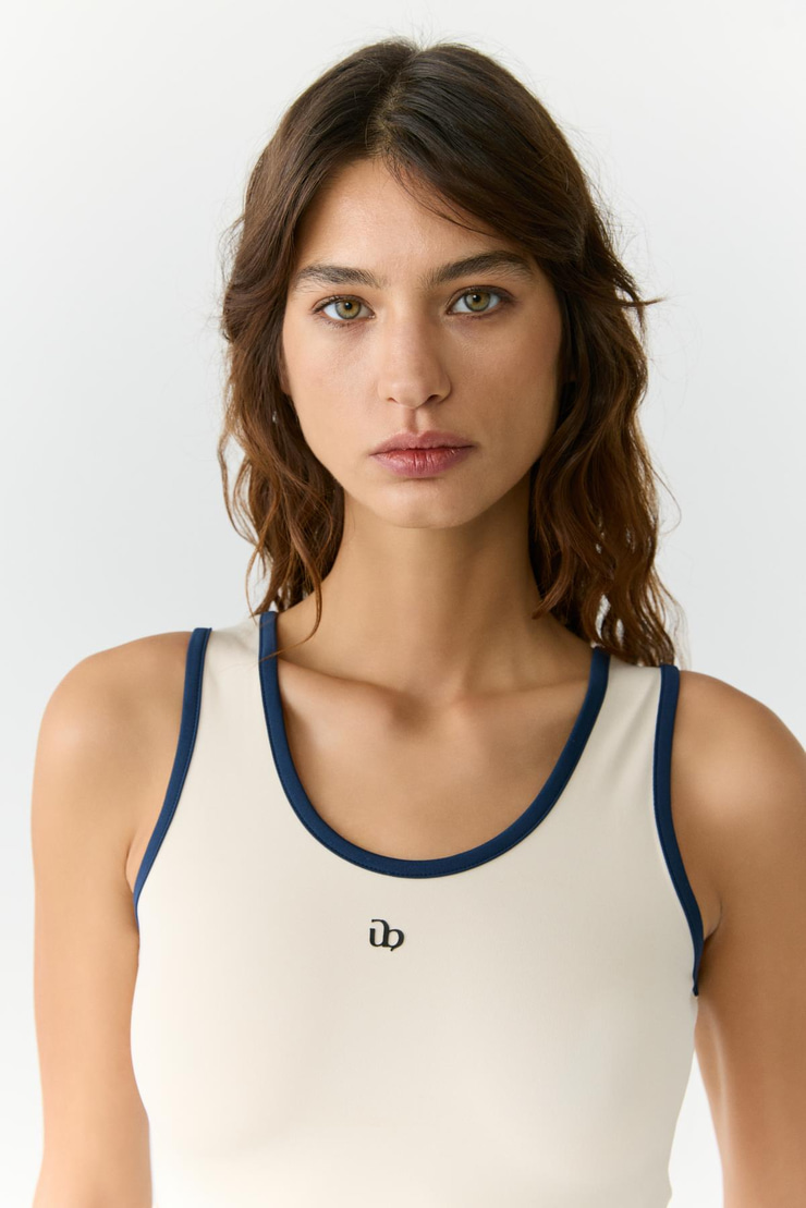 YANELİS Urban Beat Kadın Biyeli Sportswear Crop Ekru Atlet