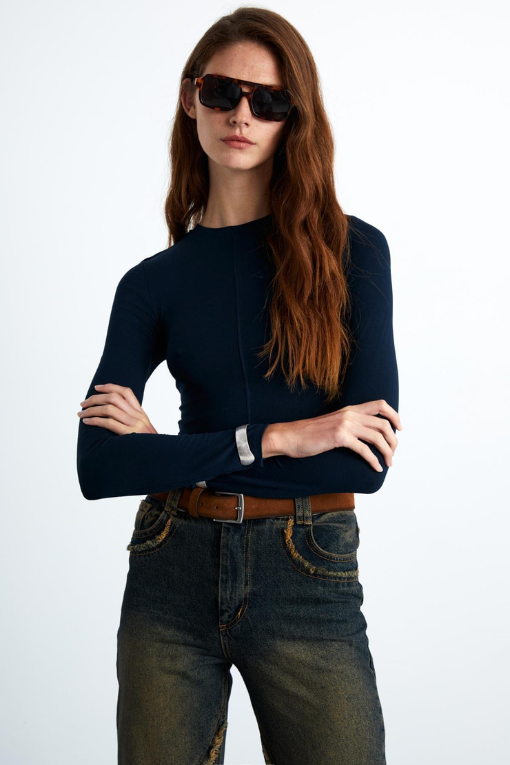 YENSI Kadın Viskon Likralı Bisiklet Yakalı Önü Dikiş Detaylı Uzun Kollu Lacivert Bluz