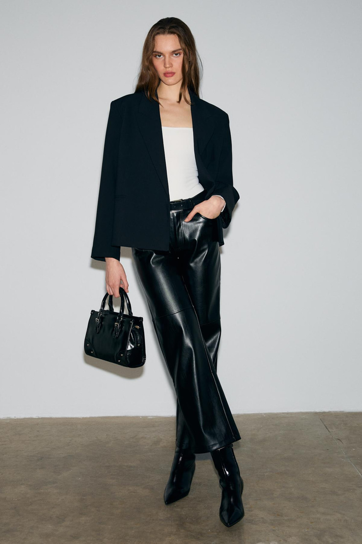 ZAFEEA Kadın Havuz Yakalı Esnek Kumaşlı Çıtçıtlı Beyaz Bluz