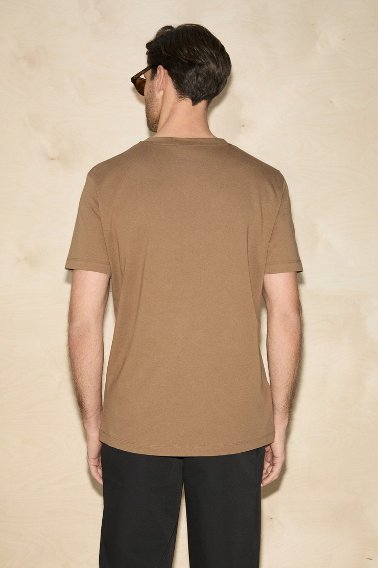 ALMERI Erkek %100 Pamuk Yumuşak Kumaşlı V Yakalı Kahverengi T-Shirt