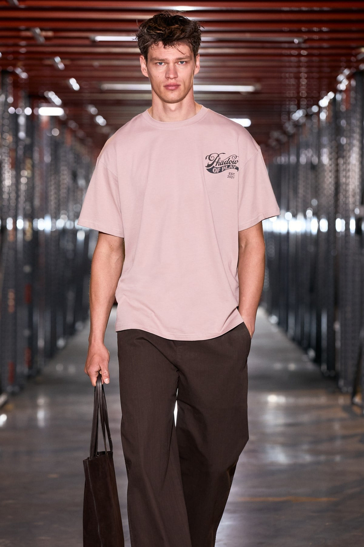 AMIDIO Erkek %100 Organik Pamuklu Baskı Detaylı Regular Fit Yuvarlak Yaka Pudra T-Shirt