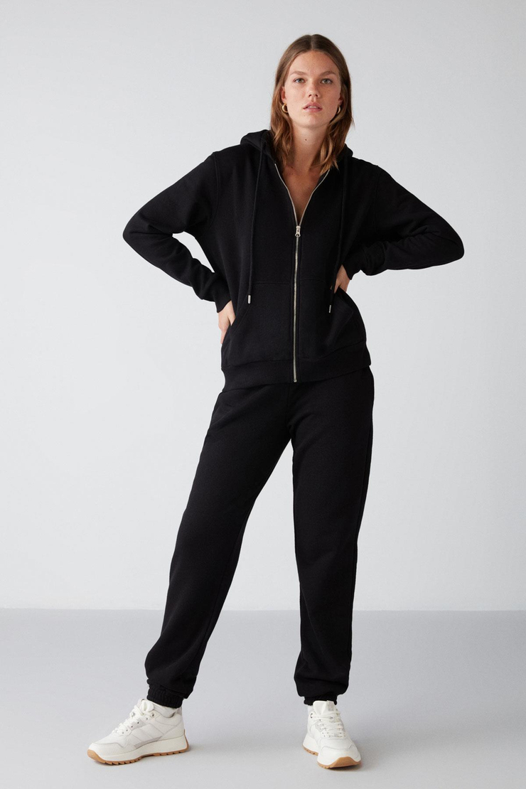CARLOTA Kadın Yumuşacık İçi Polarlı 3 İplik Relaxed Kapüşonlu Fermuarlı Siyah Sweatshirt