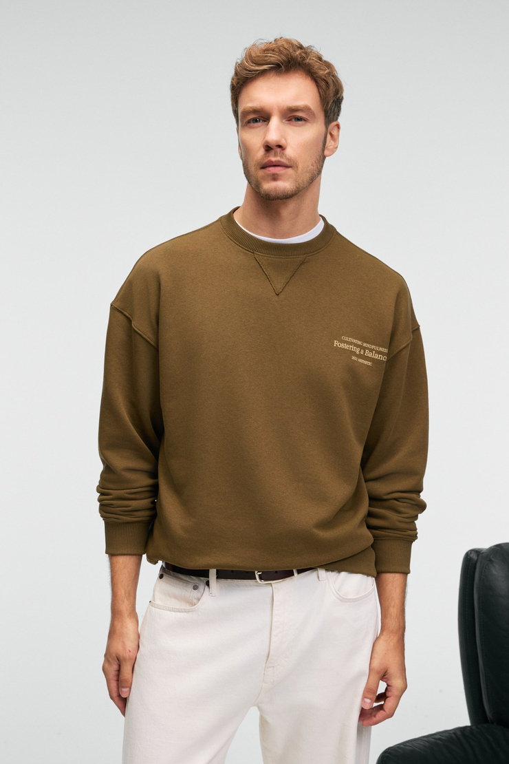 CASPIAN Erkek %100 Pamuk Bisiklet Yaka Karyoka Dikişli Baskılı Haki Sweatshirt