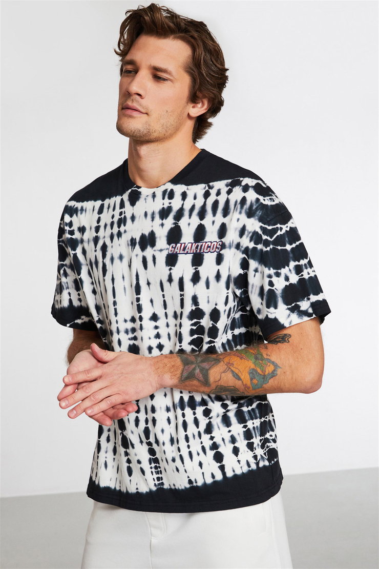 COSMOS GALAKTICOS Erkek Siyah Baskılı Yuvarlak Yaka Oversize T-Shirt