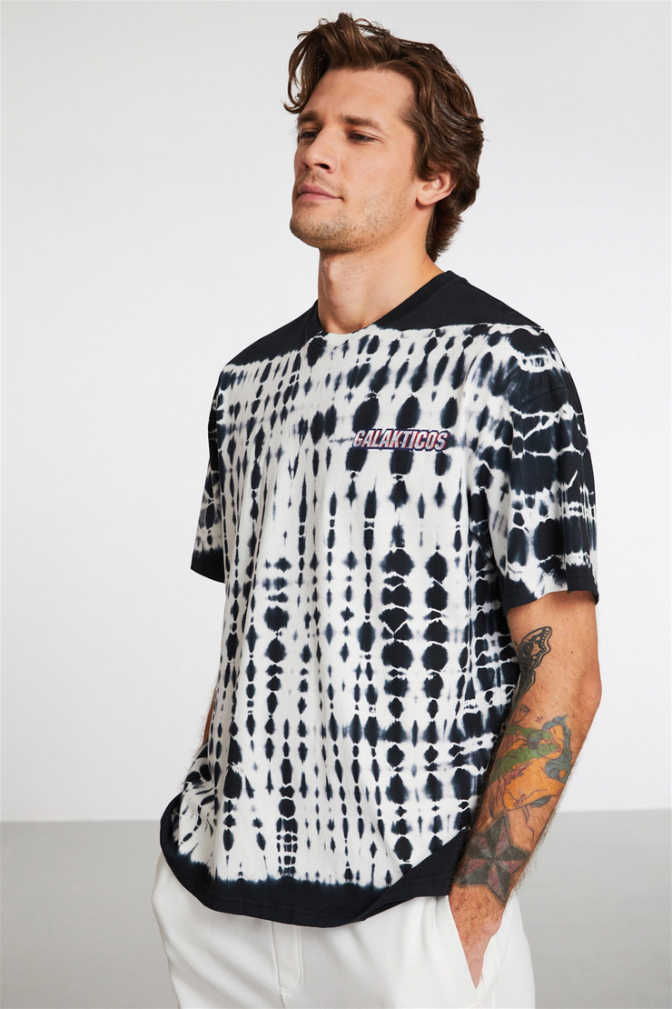 COSMOS GALAKTICOS Erkek Siyah Baskılı Yuvarlak Yaka Oversize T-Shirt