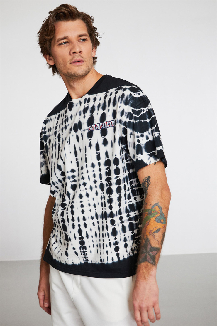 COSMOS GALAKTICOS Erkek Siyah Baskılı Yuvarlak Yaka Oversize T-Shirt