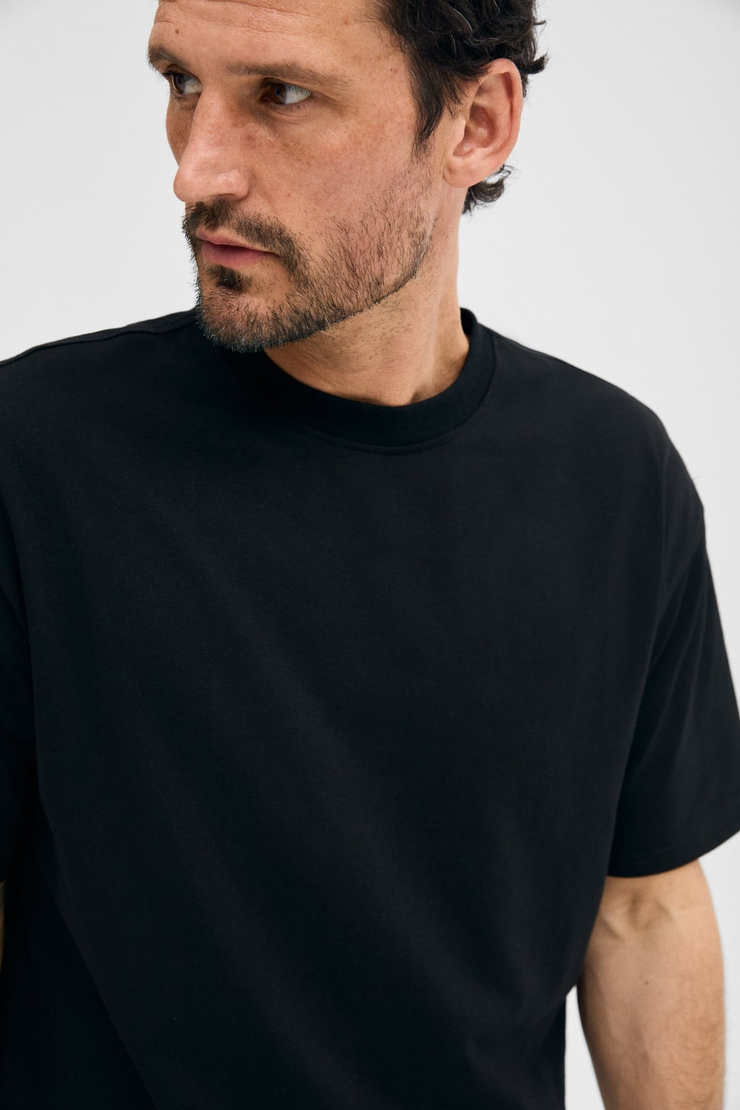 DUNNO Erkek %100 Organik Pamuk Yuvarlak Yakalı Regular Fit Siyah T-Shirt