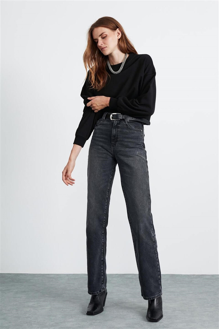 ELIZABETH Kadın Siyah Düz Renk Yuvarlak Yaka Comfort Fit Sweatshirt