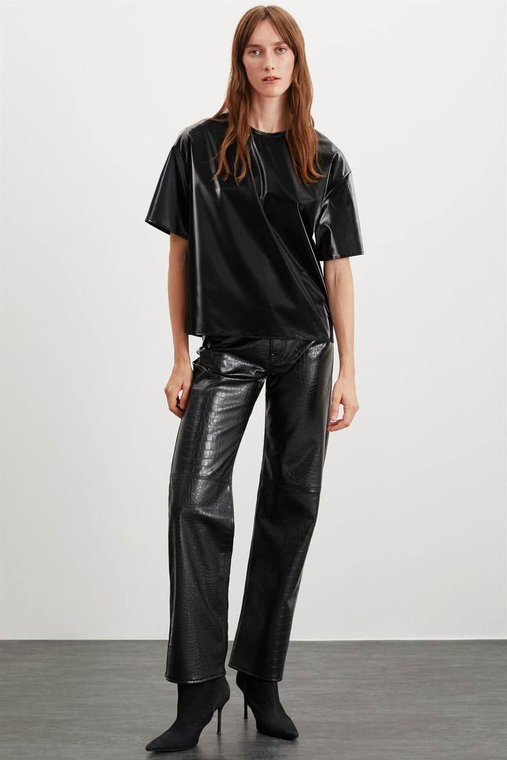 FELECIA  Relaxed Siyah Tekli T-Shirt