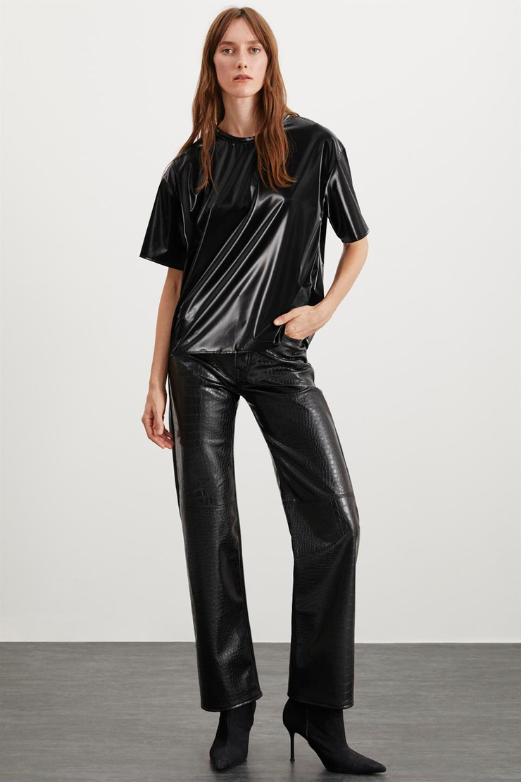 FELECIA  Relaxed Siyah Tekli T-Shirt