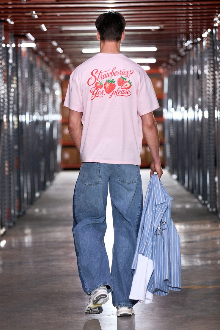 FILIERO Erkek %100 Organik Pamuklu Baskı Detaylı Yuvarlak Yaka Regular Fit Pembe T-Shirt
