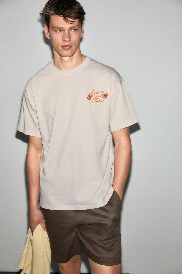 FILIERO Erkek %100 Organik Pamuklu Baskı Detaylı Yuvarlak Yaka Regular Fit Vanilya T-Shirt