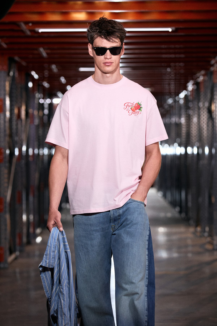 FILIERO Erkek %100 Organik Pamuklu Baskı Detaylı Yuvarlak Yaka Regular Fit Pembe T-Shirt