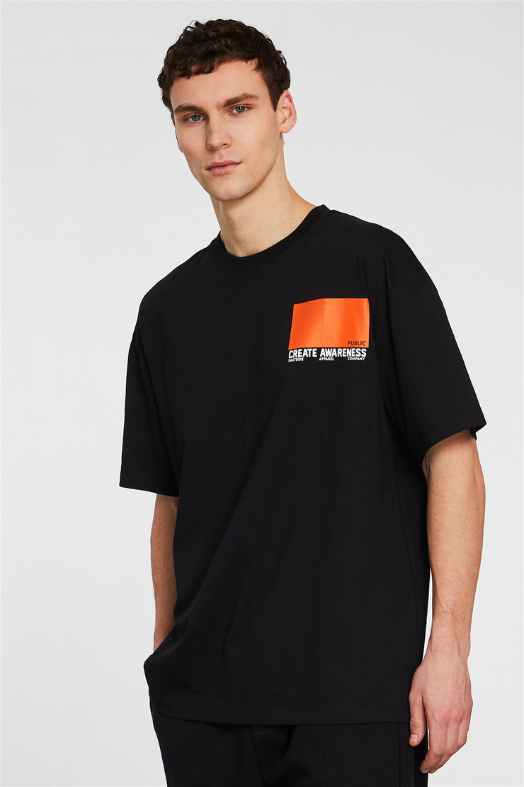 FUTURIST Erkek Siyah Baskılı Yuvarlak Yaka Oversize T-Shirt