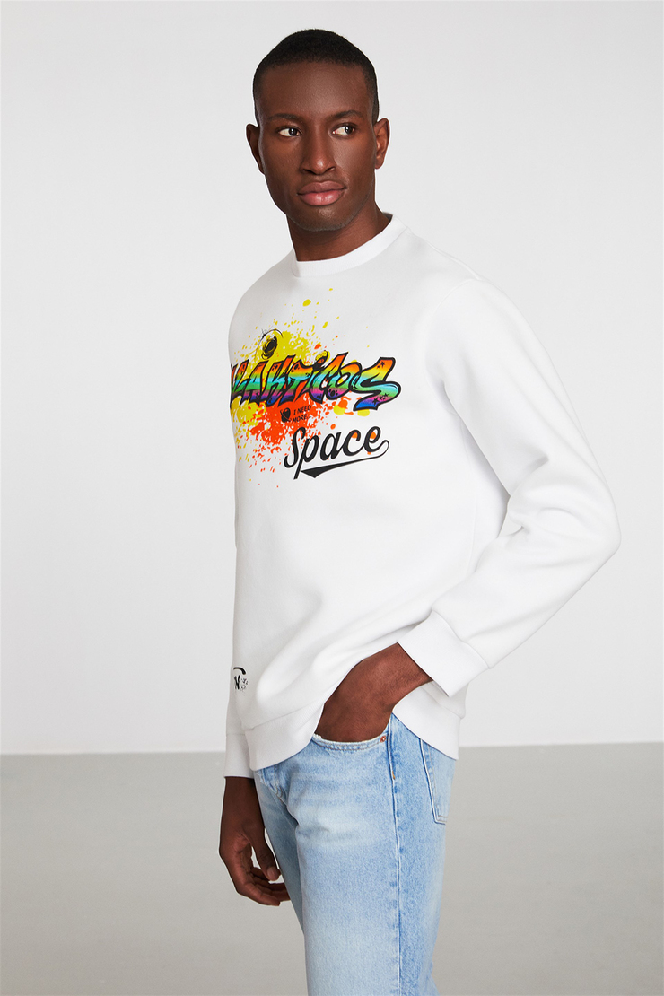 GRAVITY GALAKTICOS Erkek Beyaz Baskılı Yuvarlak Yaka Comfort Fit Sweatshirt