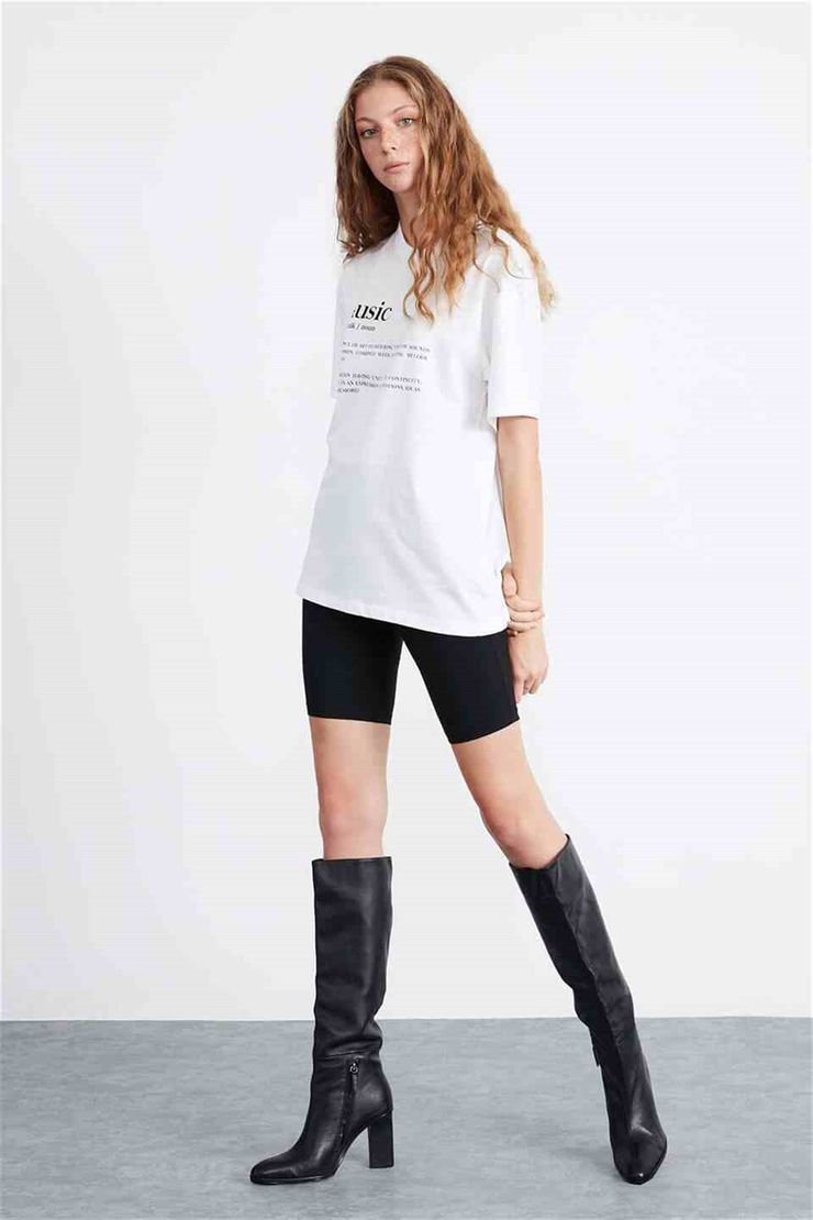IVY Kadın Beyaz Baskılı Yuvarlak Yaka Oversize T-Shirt