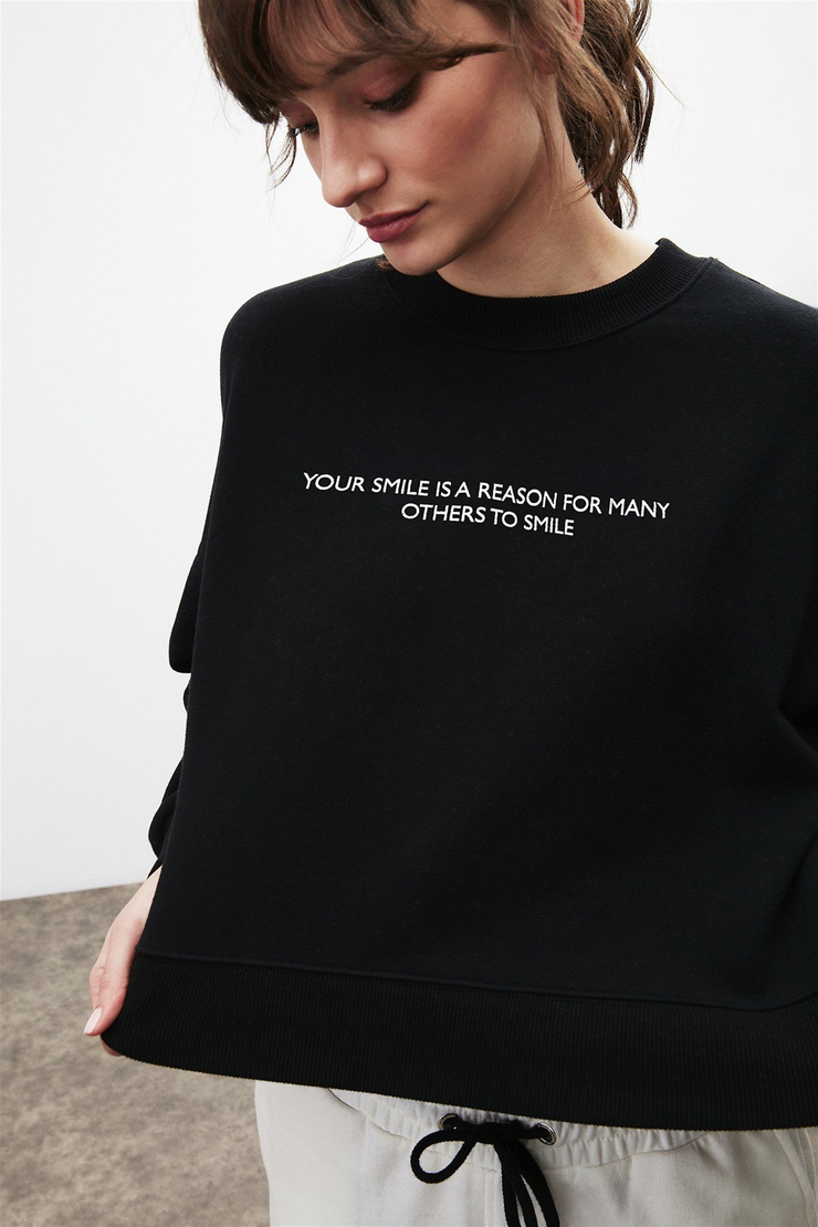 JORA Kadın Siyah Baskılı Yuvarlak Yaka Comfort Fit Sweatshirt