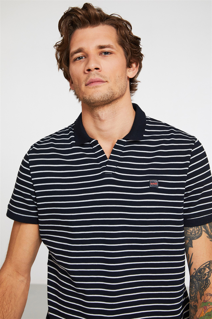 JUSTIN Erkek Lacivert Nakışlı-İşlemeli Polo Yaka Slim Fit Polo Yaka T-shirt