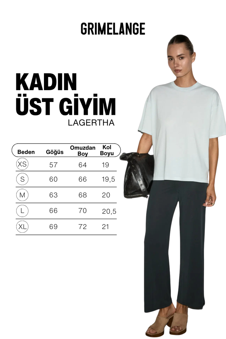 LAGERTHA Kadın %100 organik Pamuklu Kalın Dokulu Oversize Fit Yuvarlak Yakalı Açık Mavi T-Shirt