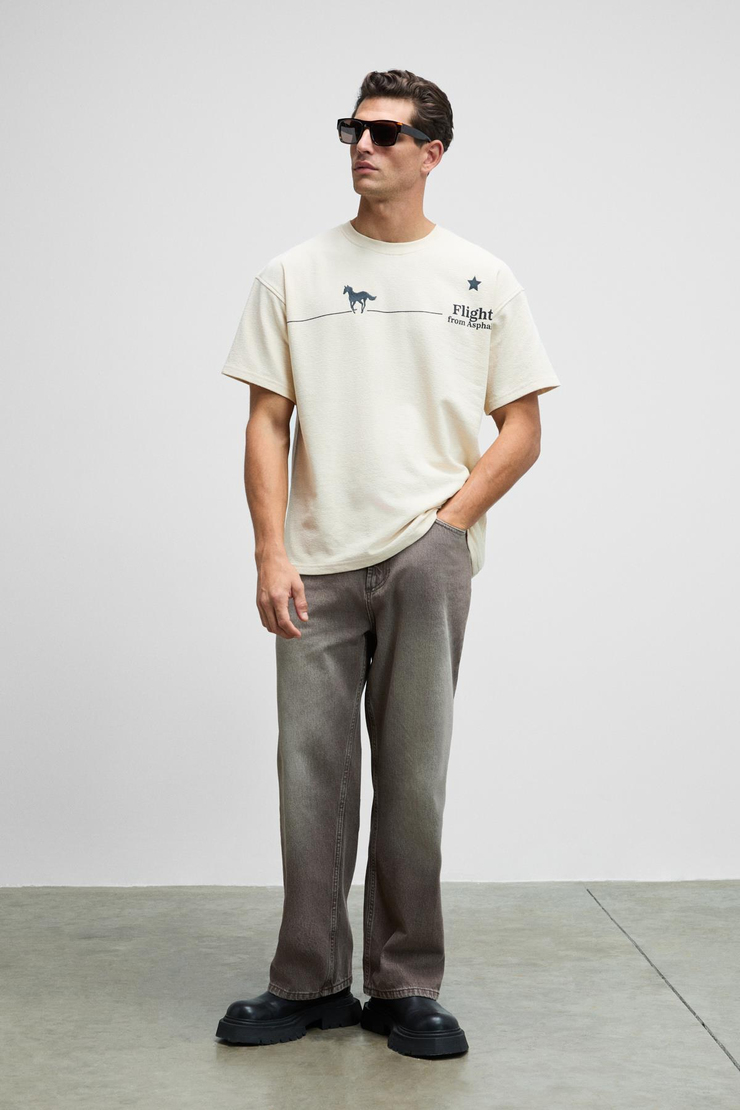 LANDI Erkek Önü Nakışlı Ve Baskılı Sırtı Baskılı %100 Organik Pamuk Bisiklet Yaka Oversize Fit Krem T-Shirt