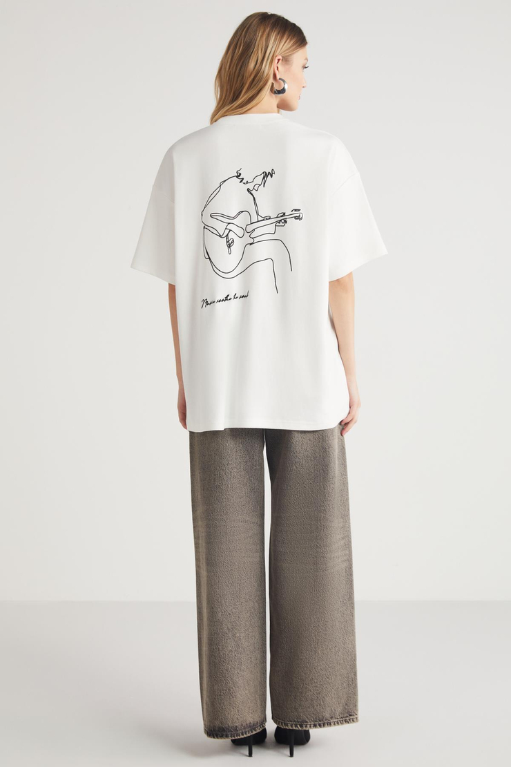 LAZARELA  Oversize Beyaz Tekli T-Shirt