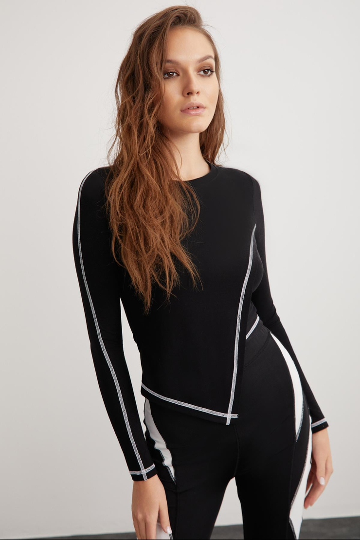 MAISIE Asimetrik Slim Siyah Tekli T-Shirt