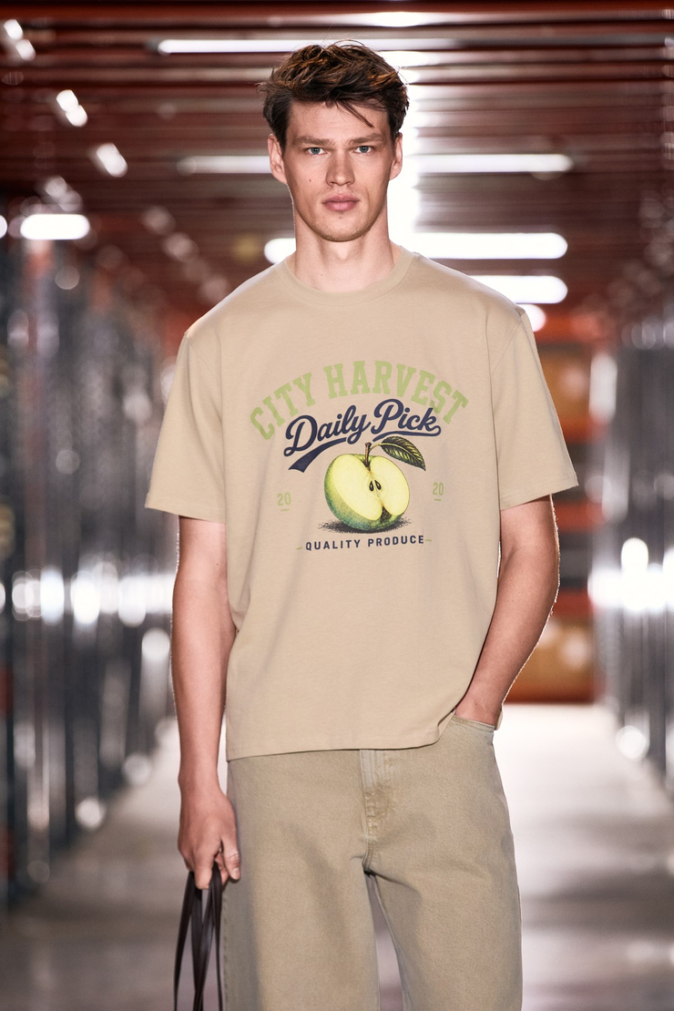 MEDITIN Erkek %100 Organik Pamuklu Yuvarlak Yakalı Baskı Detaylı Bej T-Shirt