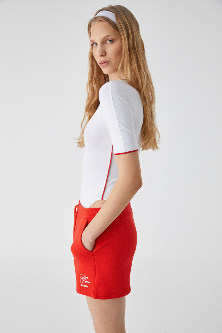 MOGSUS Kadın Slim İnce Bisiklet Yaka Kısa Kol Çıtçıtlı Beyaz Body