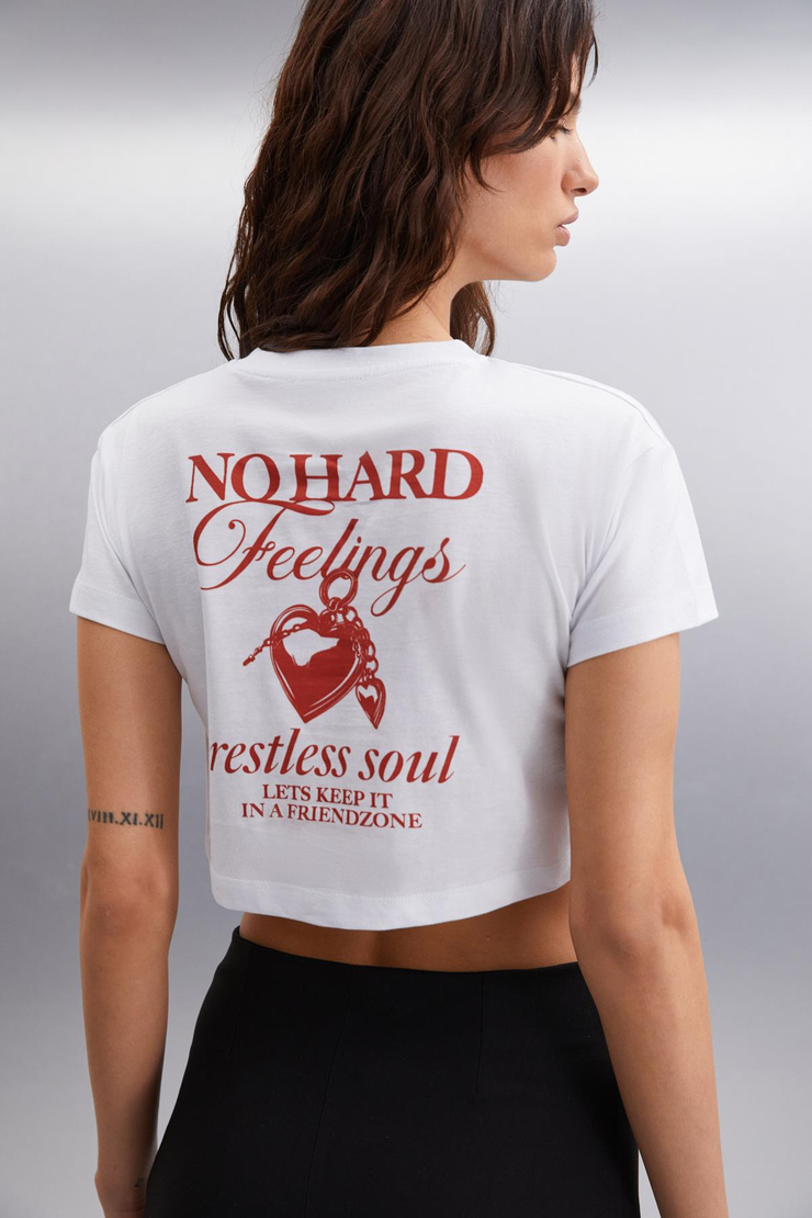 MORAN  Crop Beyaz - Kırmızı Baskılı Tekli T-Shirt
